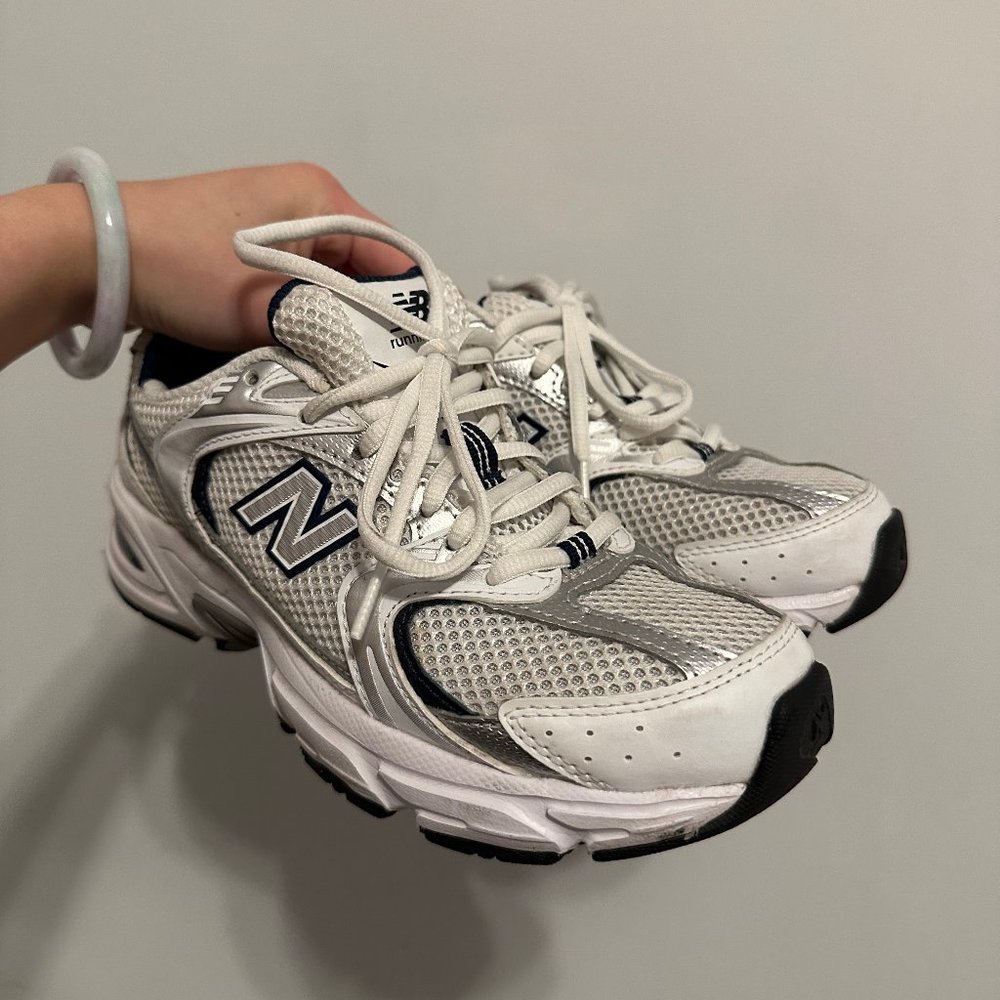 New Balance 530 (4M) White Silver Navy